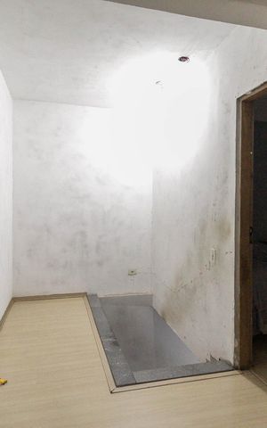 Casa à venda com 228m², 4 quartos e 1 vaga Casa à venda com 228m², 4 quartos e 1 vagaHall