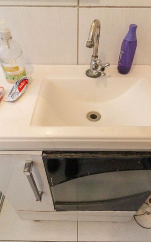 Casa à venda com 228m², 4 quartos e 1 vaga Casa à venda com 228m², 4 quartos e 1 vagaBanheiro Social 2