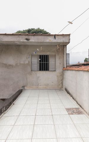 Casa à venda com 228m², 4 quartos e 1 vaga Casa à venda com 228m², 4 quartos e 1 vagaÁrea de Serviço