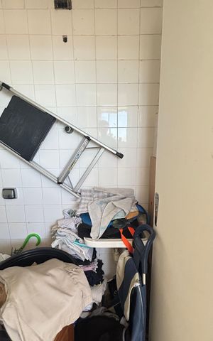 Apartamento à venda com 136m², 3 quartos e 2 vagas Apartamento à venda com 136m², 3 quartos e 2 vagasÁrea de Serviço - Banheiro