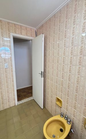 Apartamento à venda com 136m², 3 quartos e 2 vagas Apartamento à venda com 136m², 3 quartos e 2 vagasBanheiro