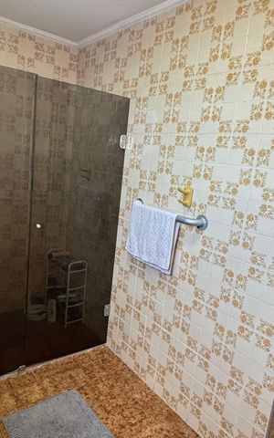 Apartamento à venda com 136m², 3 quartos e 2 vagas Apartamento à venda com 136m², 3 quartos e 2 vagasBanheiro da Suíte