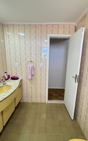 Apartamento à venda com 136m², 3 quartos e 2 vagas Apartamento à venda com 136m², 3 quartos e 2 vagasBanheiro