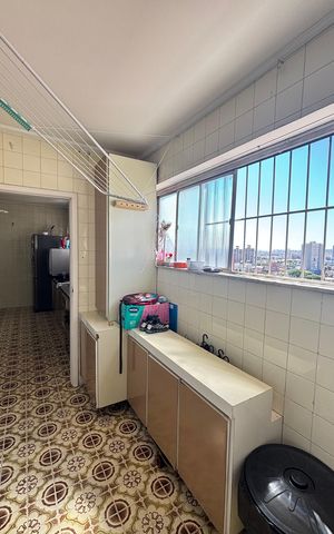 Apartamento à venda com 136m², 3 quartos e 2 vagas Apartamento à venda com 136m², 3 quartos e 2 vagasÁrea de Serviço