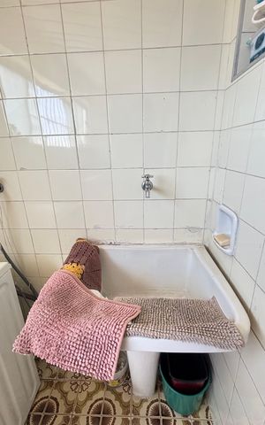 Apartamento à venda com 136m², 3 quartos e 2 vagas Apartamento à venda com 136m², 3 quartos e 2 vagasÁrea de Serviço