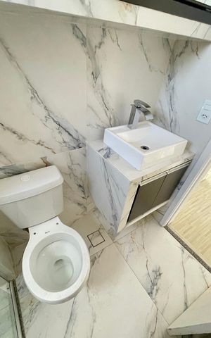 Apartamento para alugar com 77m², 2 quartos e 1 vaga Apartamento para alugar com 77m², 2 quartos e 1 vagaBanheiro