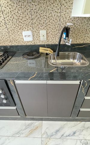 Apartamento para alugar com 77m², 2 quartos e 1 vaga Apartamento para alugar com 77m², 2 quartos e 1 vagaCozinha e Área de Serviço