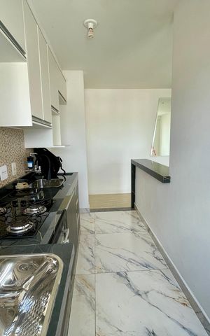 Apartamento para alugar com 77m², 2 quartos e 1 vaga Apartamento para alugar com 77m², 2 quartos e 1 vagaCozinha e Área de Serviço