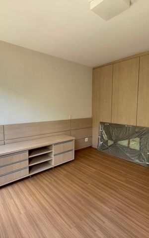 Casa de condomínio para alugar com 300m², 3 quartos e 6 vagas Casa de condomínio para alugar com 300m², 3 quartos e 6 vagasSuíte 3