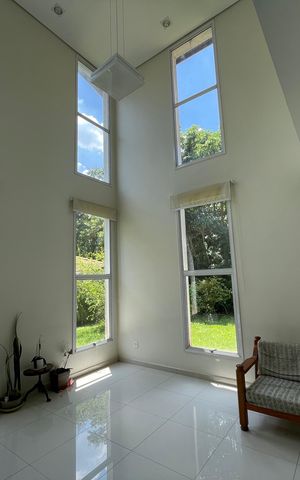 Casa de condomínio para alugar com 300m², 3 quartos e 6 vagas Casa de condomínio para alugar com 300m², 3 quartos e 6 vagasSala