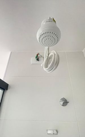 Apartamento para alugar com 27m², 1 quarto e sem vaga Apartamento para alugar com 27m², 1 quarto e sem vagaBanheiro da Suíte