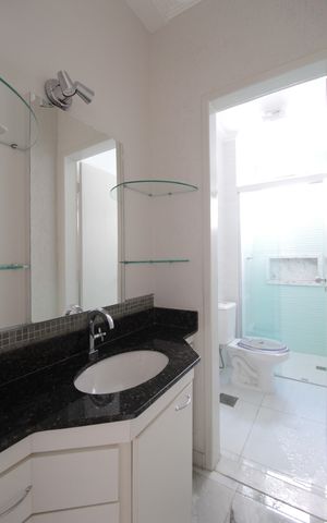 Apartamento para alugar com 64m², 2 quartos e 2 vagasBanheiro Social