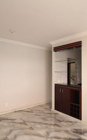 Apartamento para alugar com 64m², 2 quartos e 2 vagasSala
