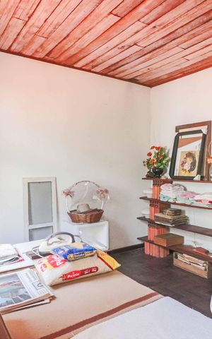 Casa à venda com 126m², 2 quartos e 2 vagas Casa à venda com 126m², 2 quartos e 2 vagasEdicula