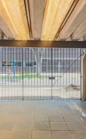 Casa à venda com 126m², 2 quartos e 2 vagas Casa à venda com 126m², 2 quartos e 2 vagasGaragem