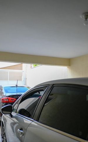 Casa à venda com 133m², 3 quartos e 2 vagas Casa à venda com 133m², 3 quartos e 2 vagasGaragem