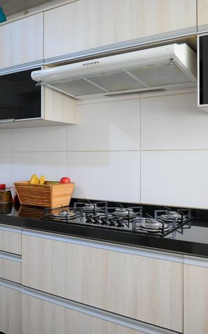 Casa à venda com 133m², 3 quartos e 2 vagas Casa à venda com 133m², 3 quartos e 2 vagasCozinha