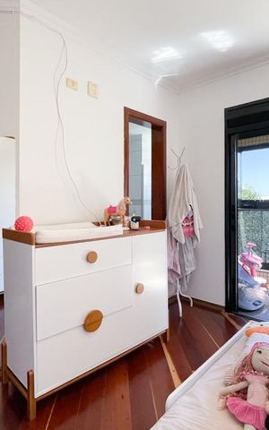 Apartamento à venda com 210m², 4 quartos e 4 vagas Apartamento à venda com 210m², 4 quartos e 4 vagasSuíte 4