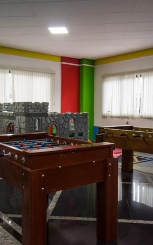 Apartamento à venda com 210m², 4 quartos e 4 vagas Apartamento à venda com 210m², 4 quartos e 4 vagasÁrea comum - Salão de Jogos