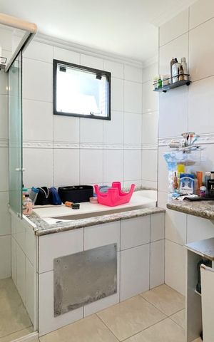 Apartamento à venda com 210m², 4 quartos e 4 vagas Apartamento à venda com 210m², 4 quartos e 4 vagasBanheiro - Suíte 2