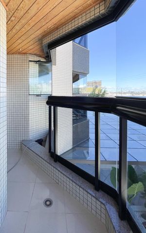 Apartamento à venda com 210m², 4 quartos e 4 vagas Apartamento à venda com 210m², 4 quartos e 4 vagasSacada - Suíte 1 e 2