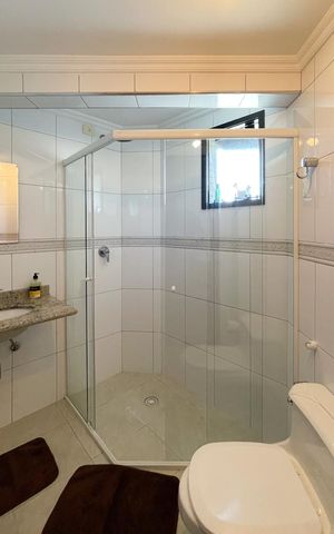 Apartamento à venda com 210m², 4 quartos e 4 vagas Apartamento à venda com 210m², 4 quartos e 4 vagasBanheiro - Suíte 1