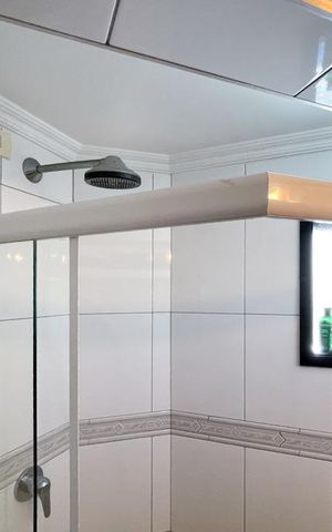 Apartamento à venda com 210m², 4 quartos e 4 vagas Apartamento à venda com 210m², 4 quartos e 4 vagasSuíte 1
