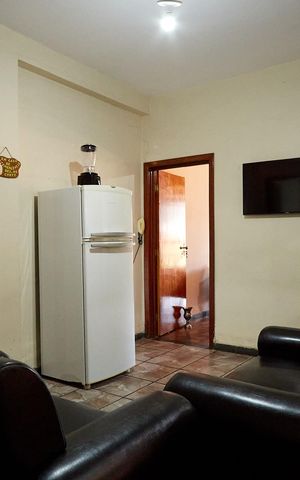Casa à venda com 360m², 3 quartos e 4 vagas Casa à venda com 360m², 3 quartos e 4 vagasSala