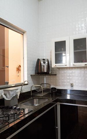 Casa à venda com 360m², 3 quartos e 4 vagas Casa à venda com 360m², 3 quartos e 4 vagasCozinha