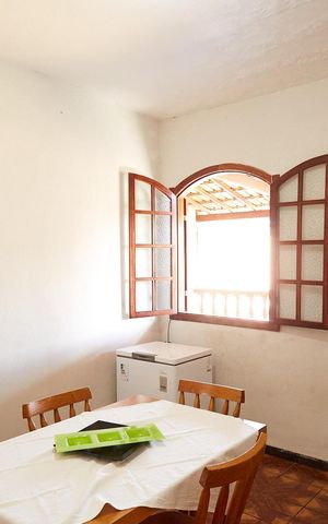 Casa à venda com 360m², 3 quartos e 4 vagas Casa à venda com 360m², 3 quartos e 4 vagasSala de Jantar