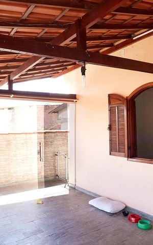 Casa à venda com 360m², 3 quartos e 4 vagas Casa à venda com 360m², 3 quartos e 4 vagasVista da Varanda Quarto