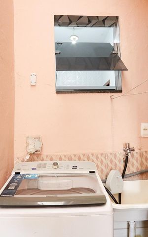 Casa à venda com 360m², 3 quartos e 4 vagas Casa à venda com 360m², 3 quartos e 4 vagasÁrea de Serviço