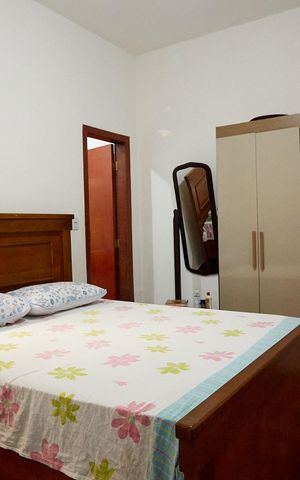 Casa à venda com 360m², 3 quartos e 4 vagas Casa à venda com 360m², 3 quartos e 4 vagasQuarto 2