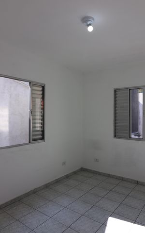 Casa para alugar com 171m², 3 quartos e 2 vagasQuarto 1