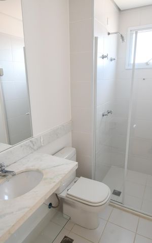 Apartamento à venda com 67m², 2 quartos e 2 vagasBanheiro 2