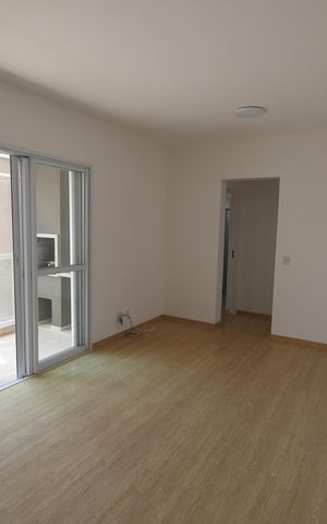 Apartamento à venda com 67m², 2 quartos e 2 vagasSala