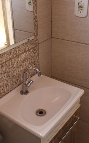 Casa à venda com 300m², 3 quartos e 6 vagasBanheiro de Serviço