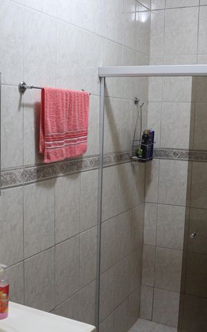 Casa à venda com 300m², 3 quartos e 6 vagasBanheiro