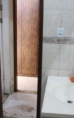 Casa à venda com 300m², 3 quartos e 6 vagasBanheiro