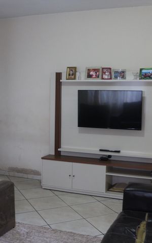 Casa à venda com 300m², 3 quartos e 6 vagasSala