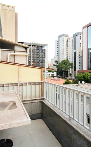 Apartamento à venda com 186m², 3 quartos e 1 vagaÁrea de Serviço