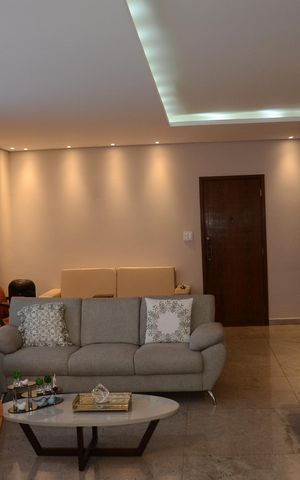 Apartamento à venda com 283m², 4 quartos e 2 vagasSala