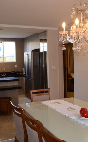 Apartamento à venda com 283m², 4 quartos e 2 vagasSala de Jantar