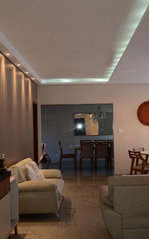 Apartamento à venda com 283m², 4 quartos e 2 vagasSala