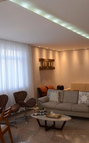 Apartamento à venda com 283m², 4 quartos e 2 vagasSala