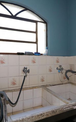 Casa à venda com 185m², 3 quartos e 2 vagasÁrea de Serviço
