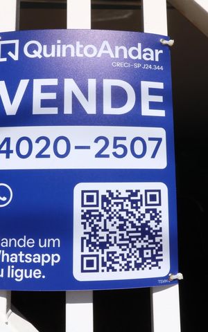 Casa à venda com 185m², 3 quartos e 2 vagasPlaquinha