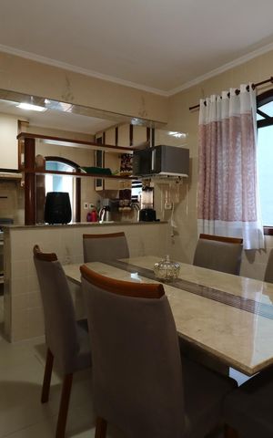 Casa à venda com 185m², 3 quartos e 2 vagasCozinha
