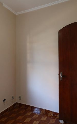 Casa à venda com 185m², 3 quartos e 2 vagasQuarto 2
