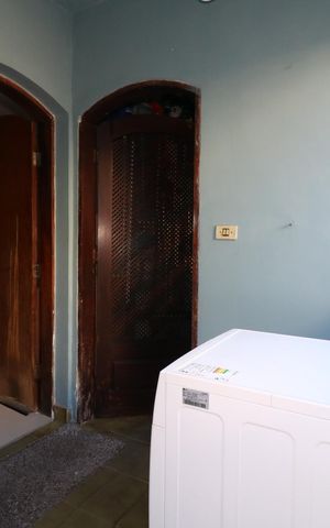 Casa à venda com 185m², 3 quartos e 2 vagasÁrea de Serviço